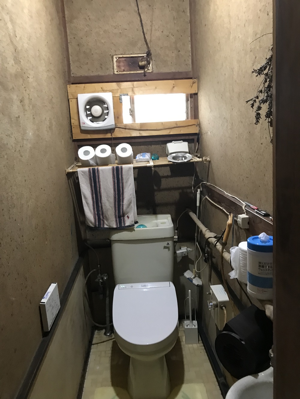 古いトイレ